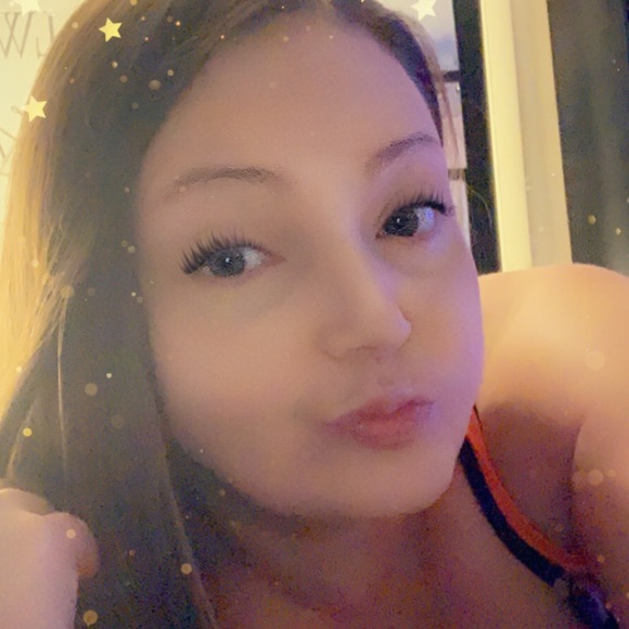 Meet your Posher, Jami - Picture 1 of 1